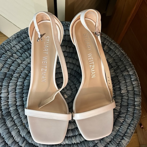 NWOT Stuart Weitzmanan shoes size 9 made in Spain - Picture 2 of 5